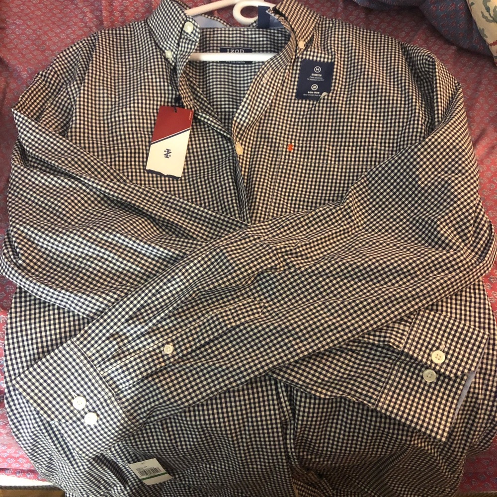 Men’s Izod button up